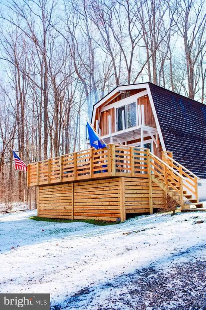 1659 Lakeshore Drive S Louisa VA 23093