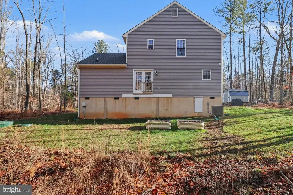 379 Moon Shadow Lane Louisa VA 23093