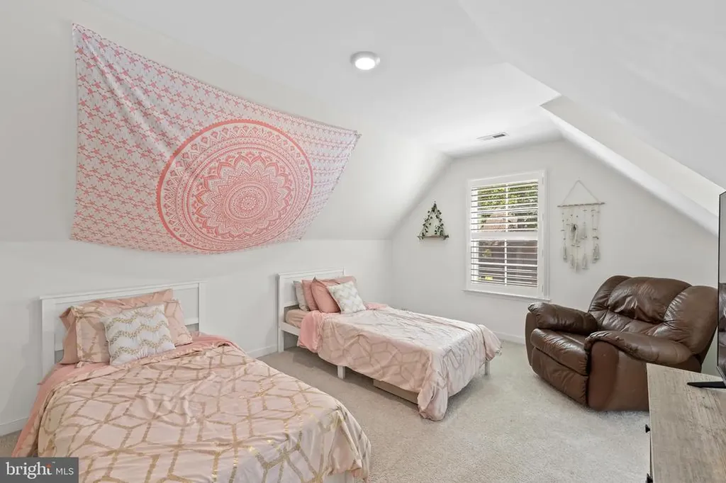 296 Robbie Road Bumpass VA 23024