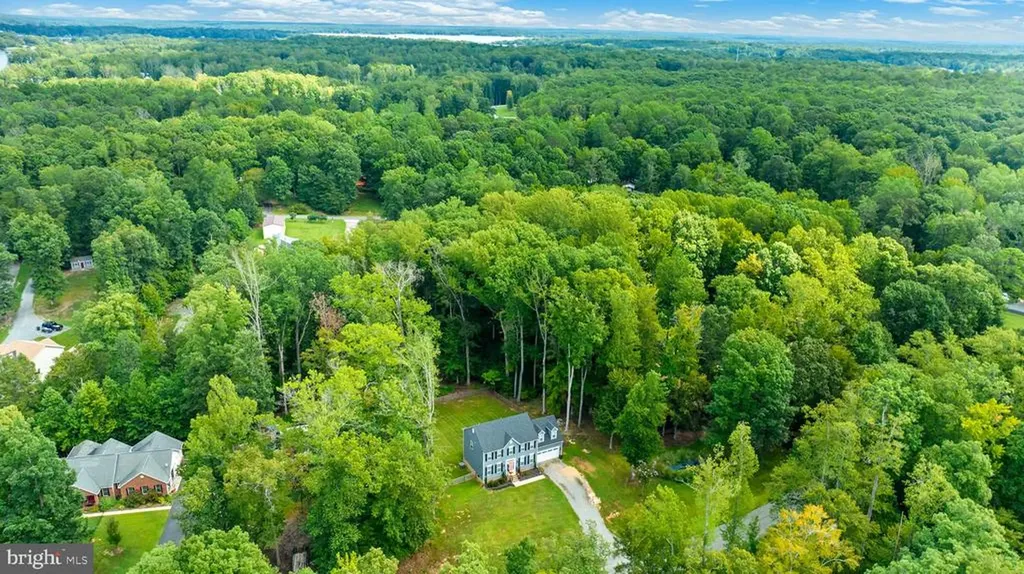 296 Robbie Road Bumpass VA 23024