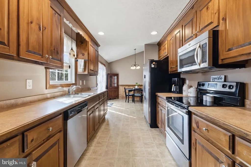 181 Winding Ridge Way Bumpass VA 23024