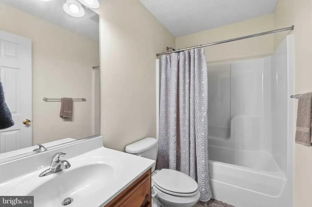 181 Winding Ridge Way Bumpass VA 23024