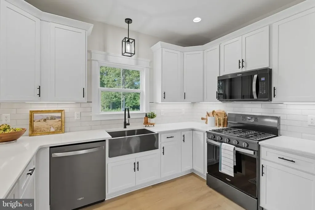 195 Promise Lane Bumpass VA 23024