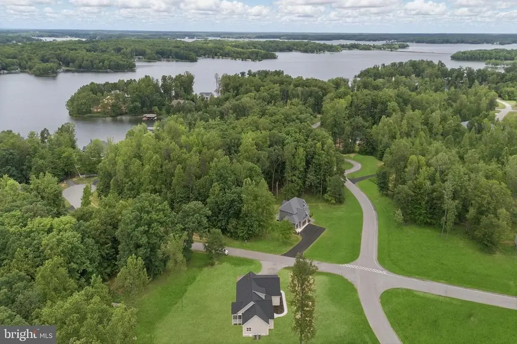 195 Promise Lane Bumpass VA 23024