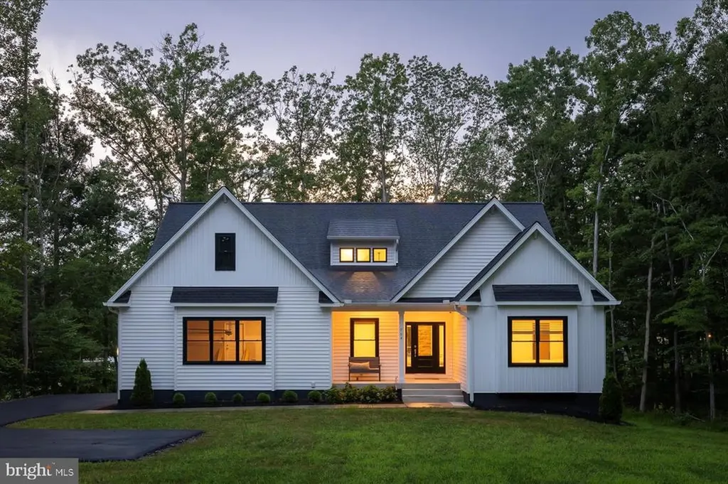 764 Noahs Landing Drive Bumpass VA 23024