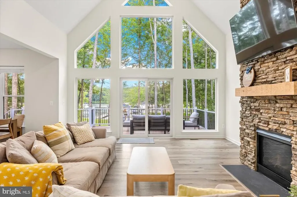 764 Noahs Landing Drive Bumpass VA 23024