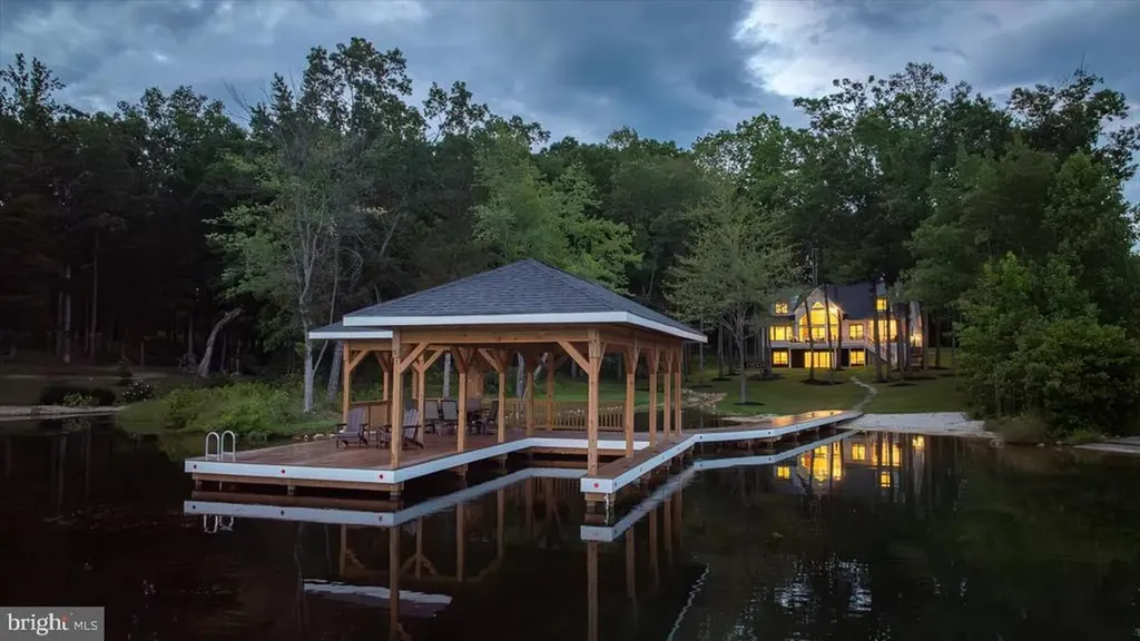 764 Noahs Landing Drive Bumpass VA 23024