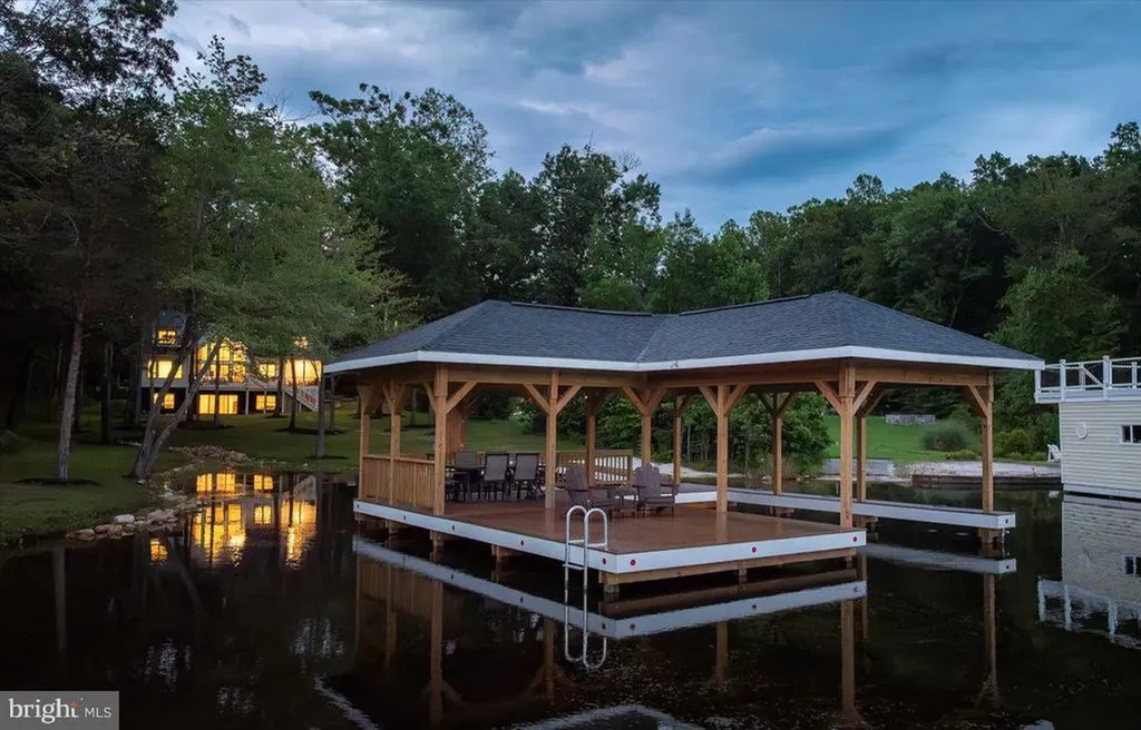 764 Noahs Landing Drive Bumpass VA 23024