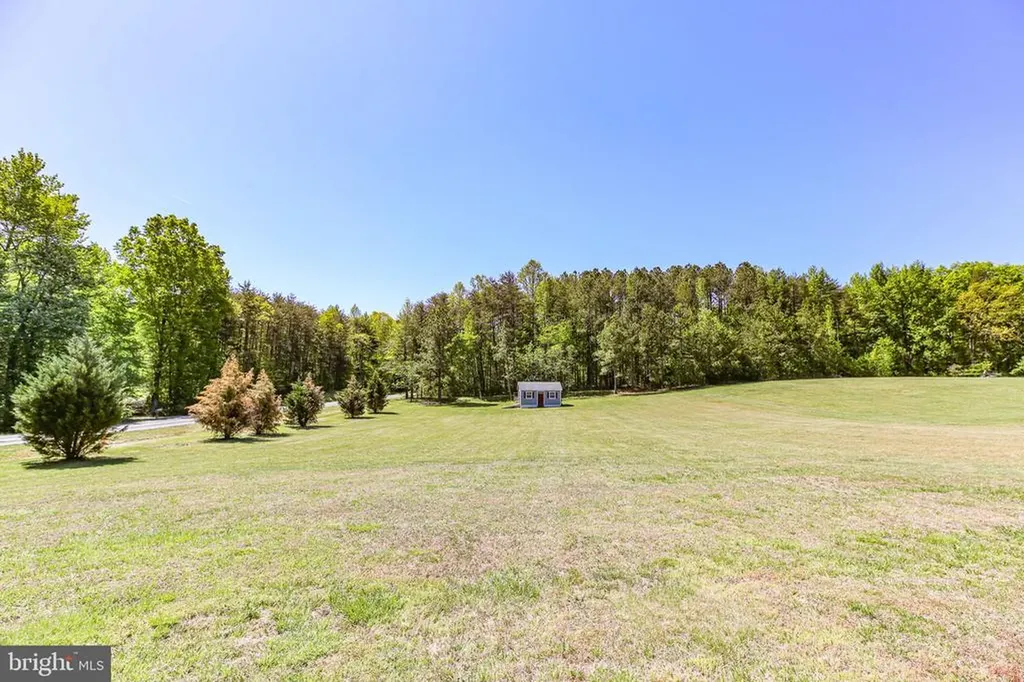 33 Austin Way Bumpass VA 23024