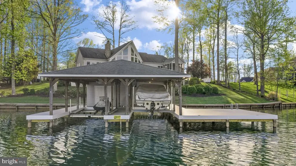 544 Ark Avenue Bumpass VA 23024