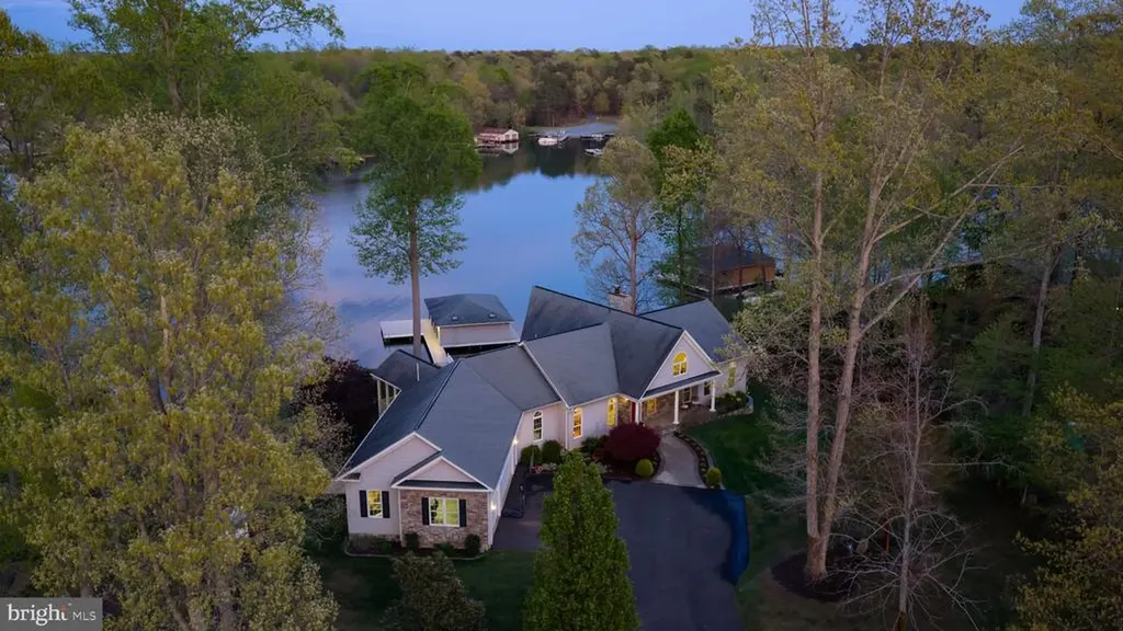544 Ark Avenue Bumpass VA 23024