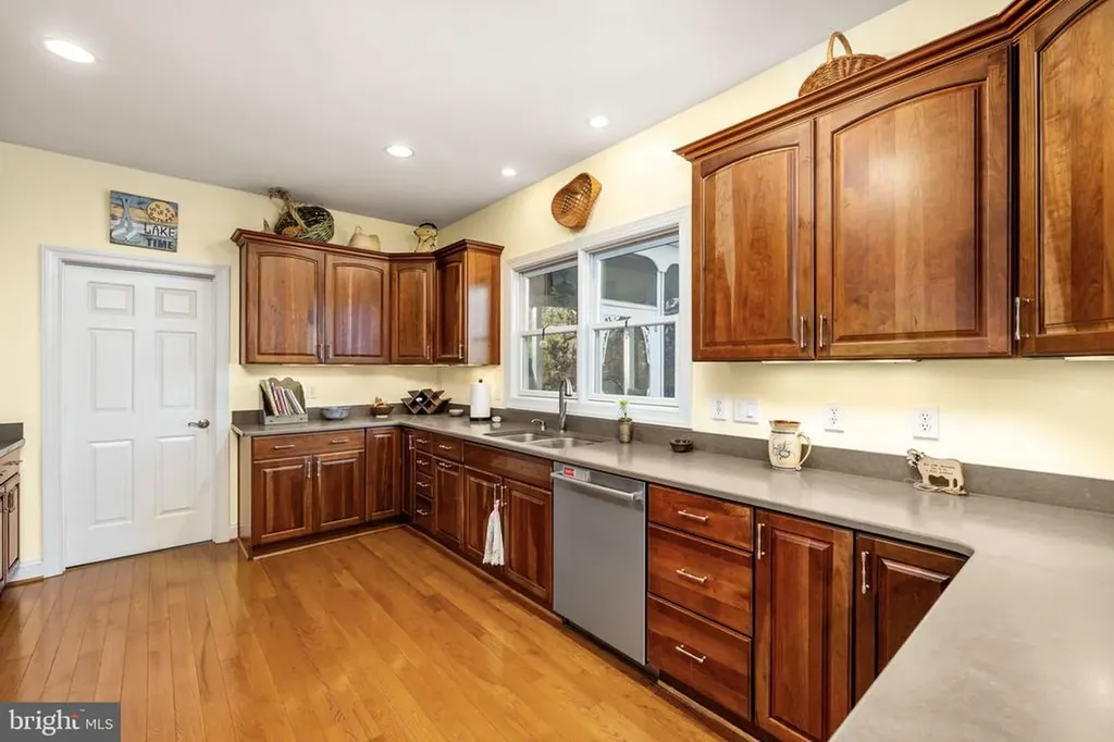 544 Ark Avenue Bumpass VA 23024