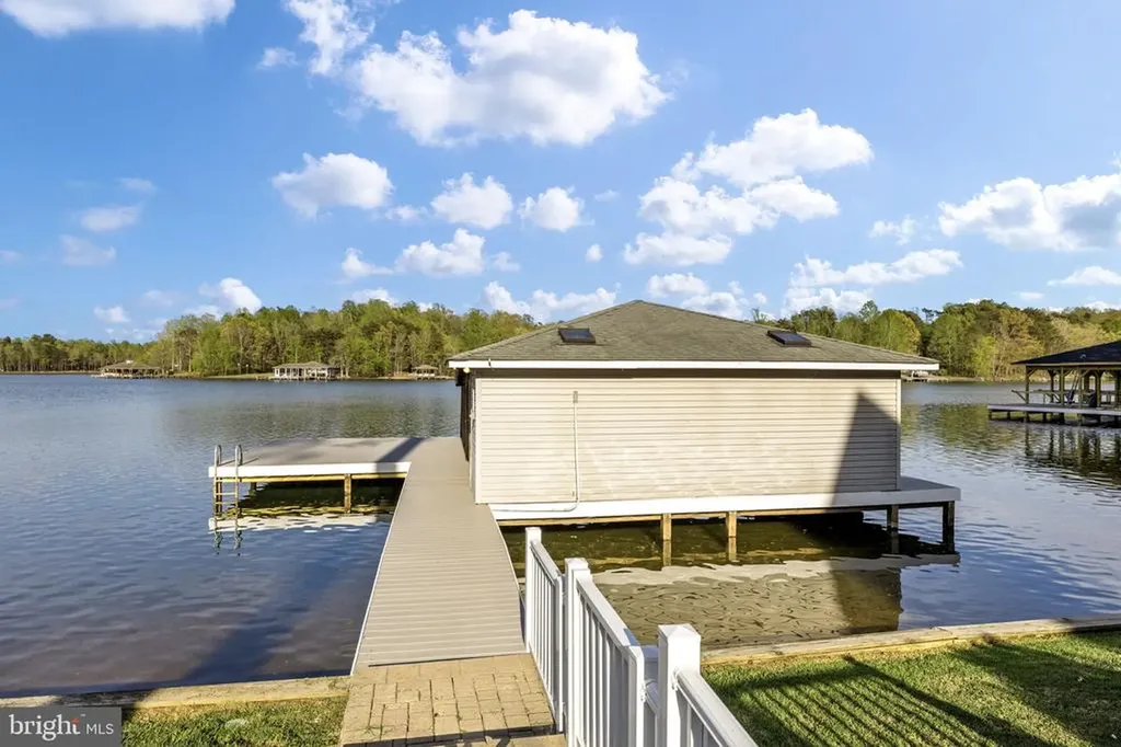 544 Ark Avenue Bumpass VA 23024