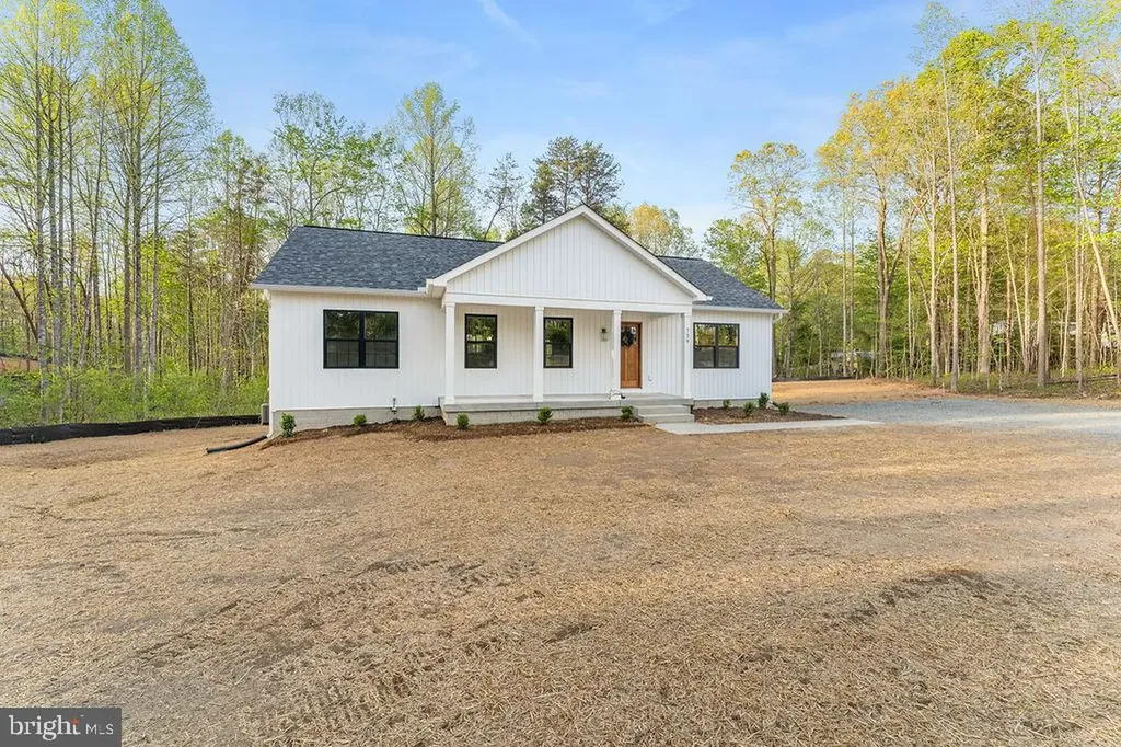 729 Vawter Corner Road Louisa VA 23093
