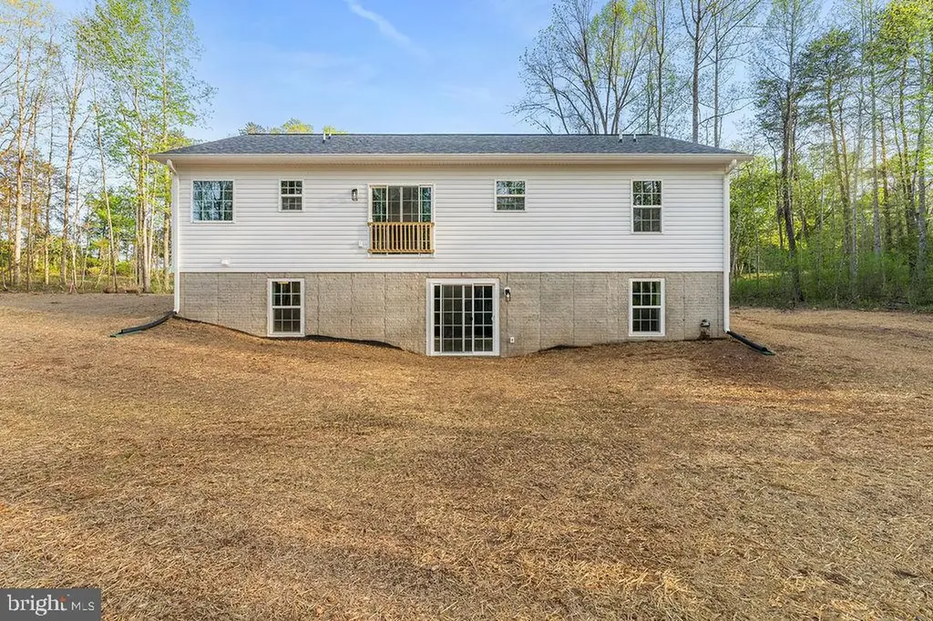 729 Vawter Corner Road Louisa VA 23093