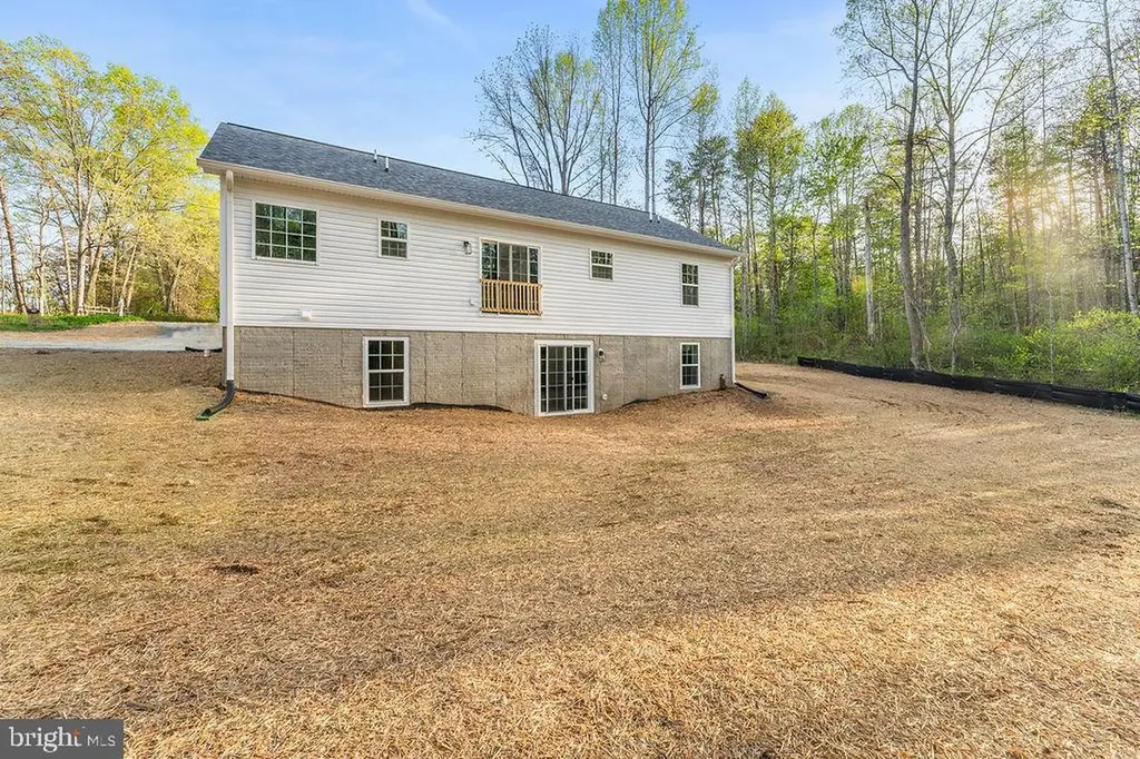 729 Vawter Corner Road Louisa VA 23093