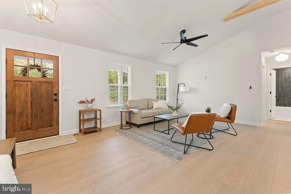 729 Vawter Corner Road Louisa VA 23093