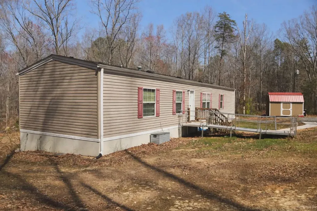 815 Mallorys Ford Road Louisa VA 23093