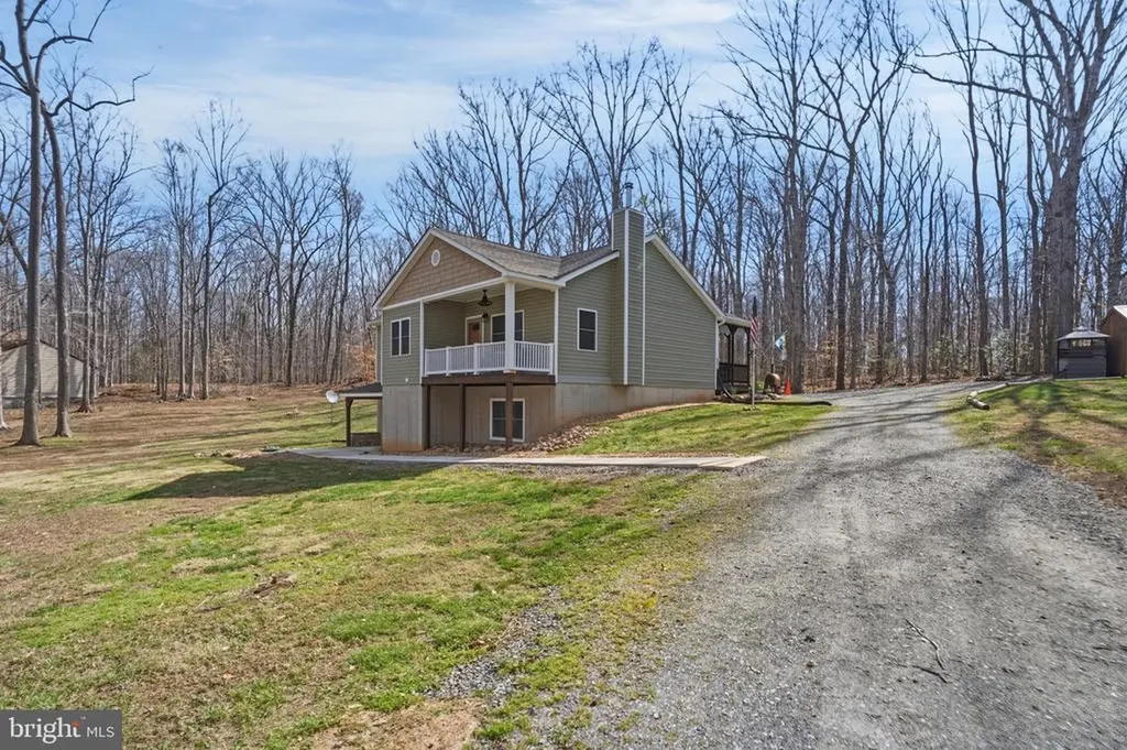 216 Cooke Lane Bumpass VA 23024