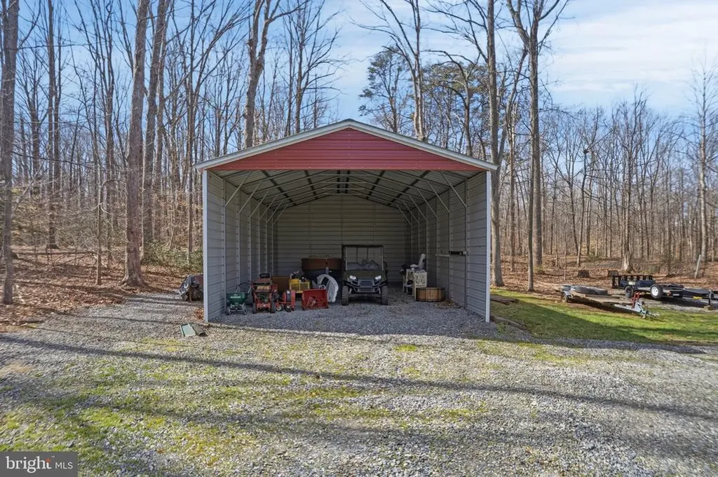 216 Cooke Lane Bumpass VA 23024