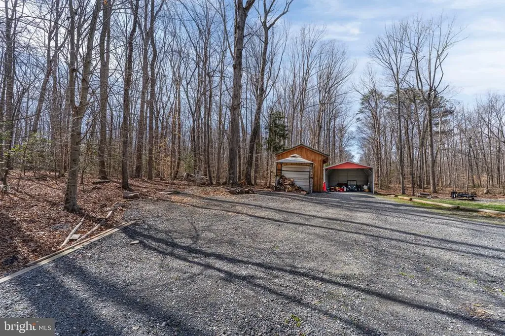 216 Cooke Lane Bumpass VA 23024