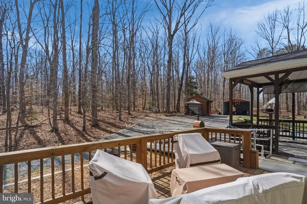 216 Cooke Lane Bumpass VA 23024