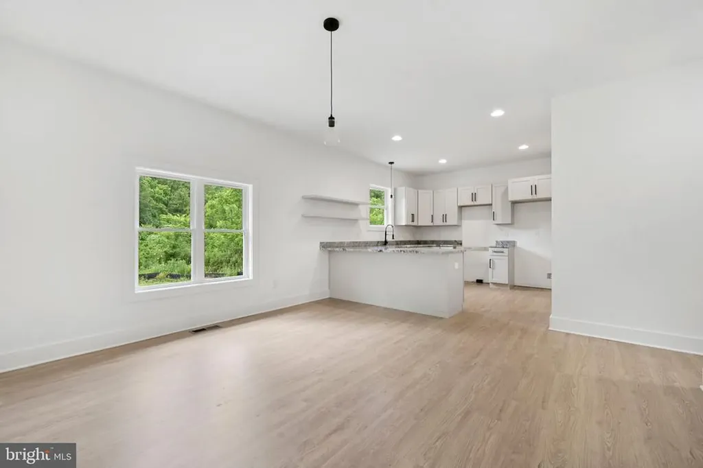 425 Palomino Drive Louisa VA 23093