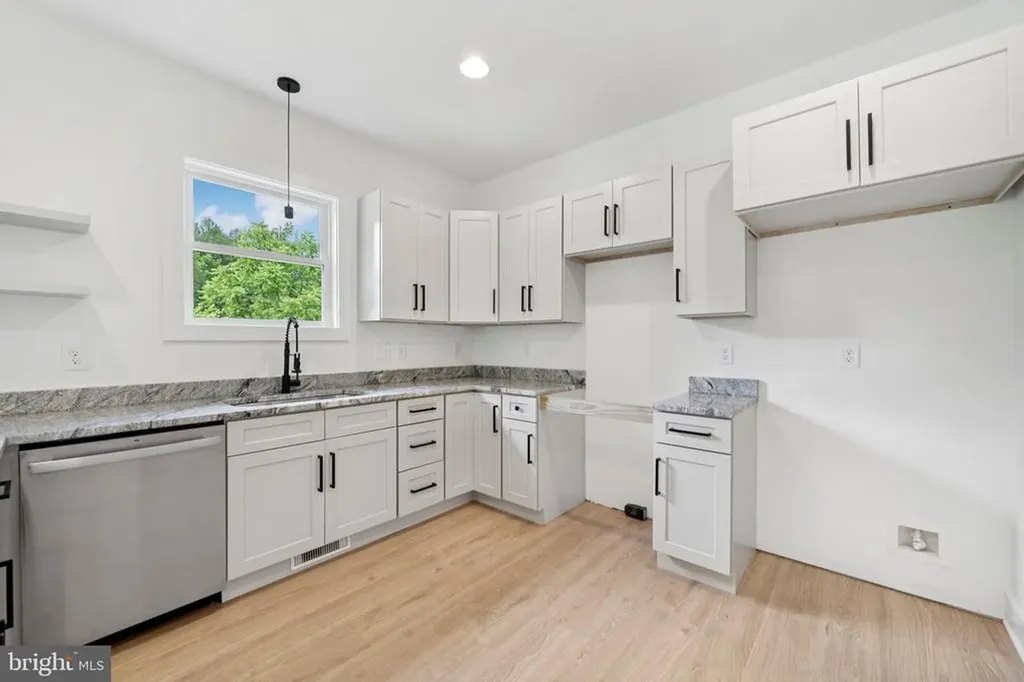 425 Palomino Drive Louisa VA 23093