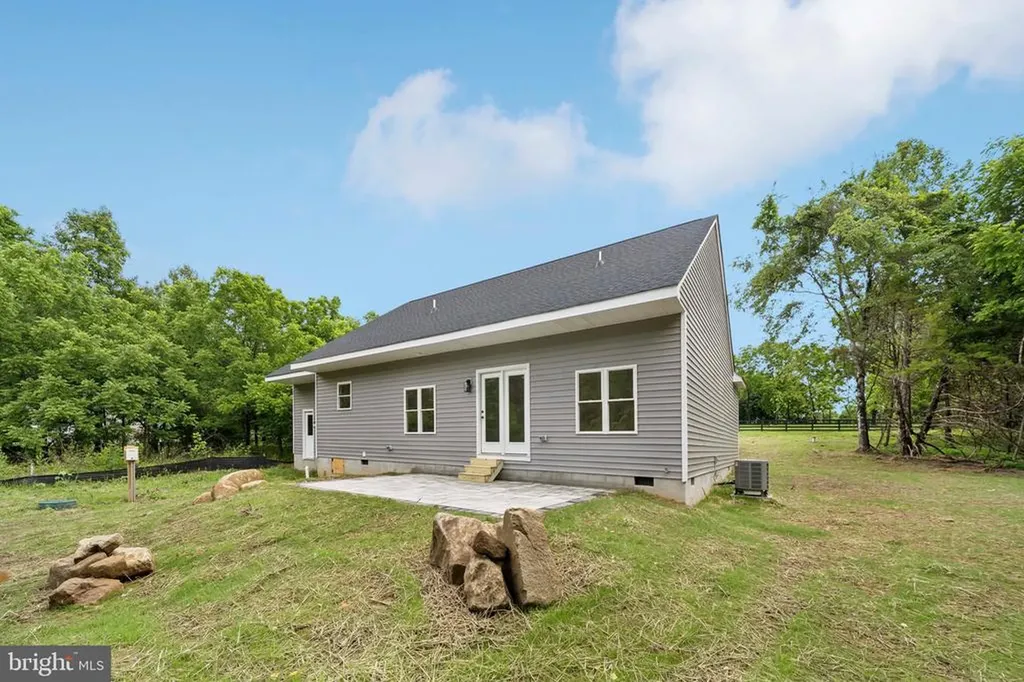 425 Palomino Drive Louisa VA 23093