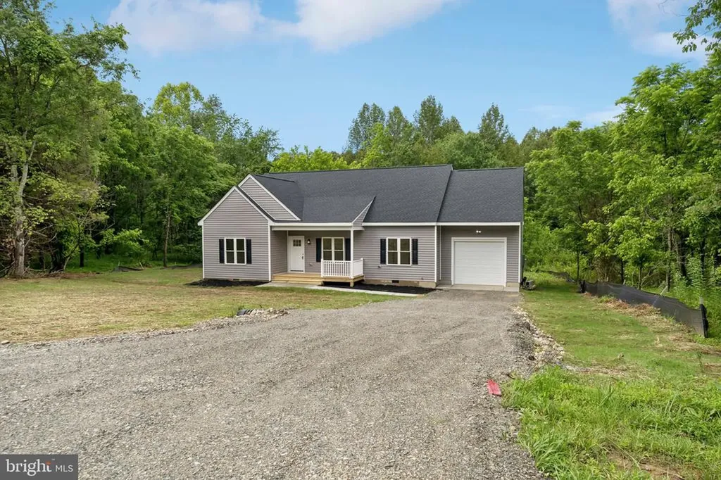 425 Palomino Drive Louisa VA 23093