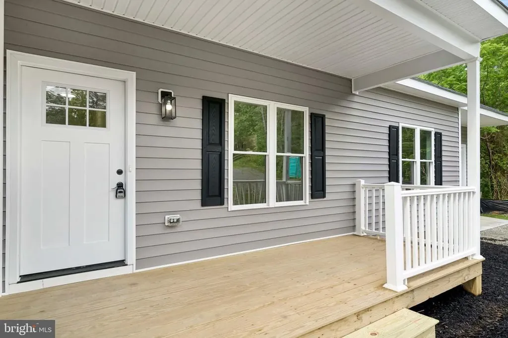 425 Palomino Drive Louisa VA 23093