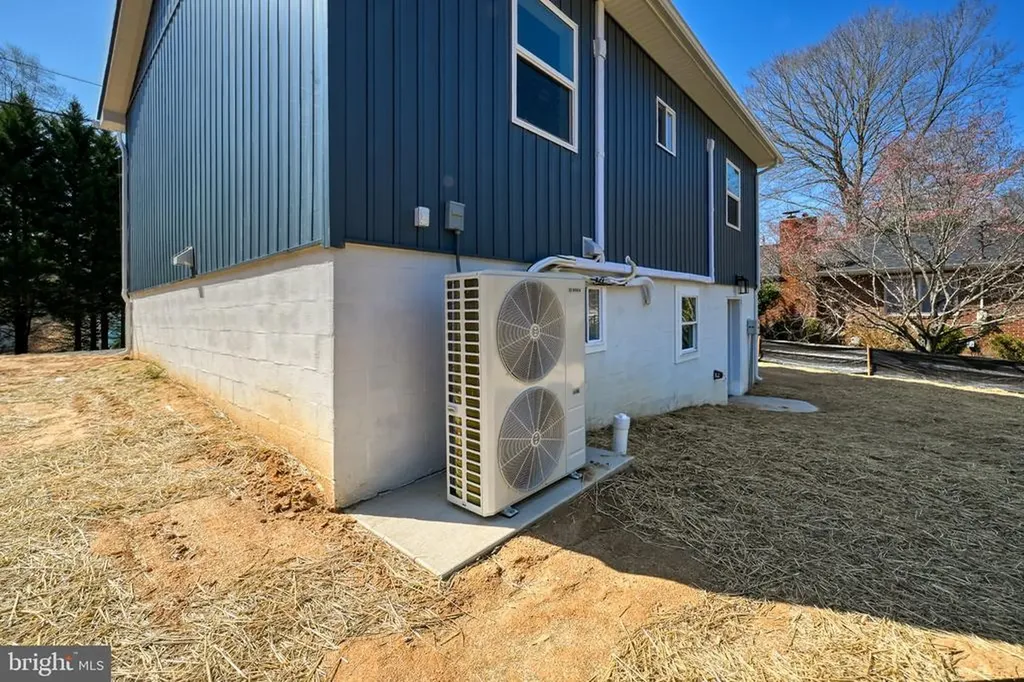 259 Redbud Drive Louisa VA 23093
