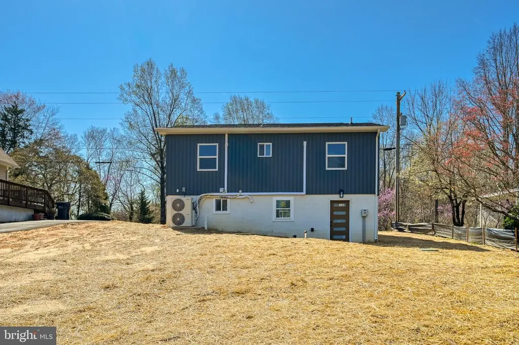 259 Redbud Drive Louisa VA 23093