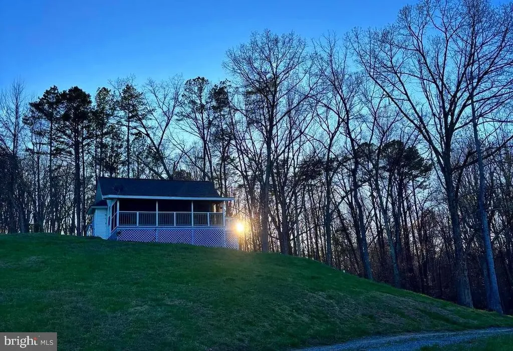 161 Anna Drive N Louisa VA 23093