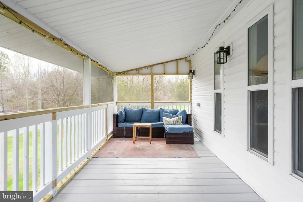 161 Anna Drive N Louisa VA 23093