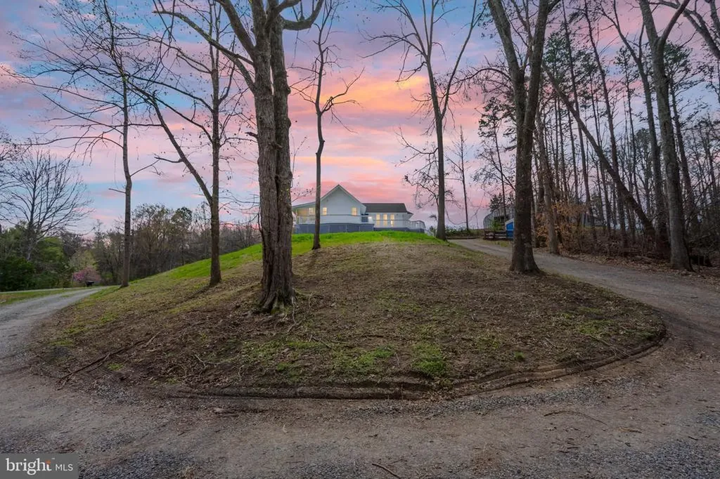 161 Anna Drive N Louisa VA 23093