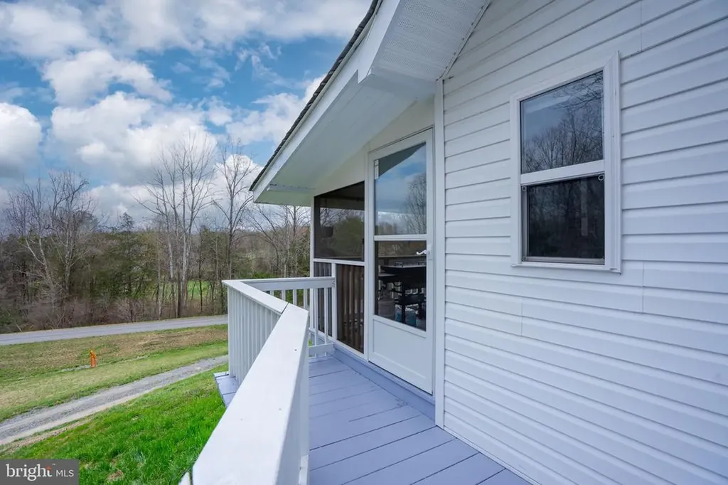 161 Anna Drive N Louisa VA 23093