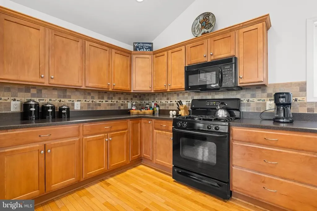 125 Lake Court Bumpass VA 23024