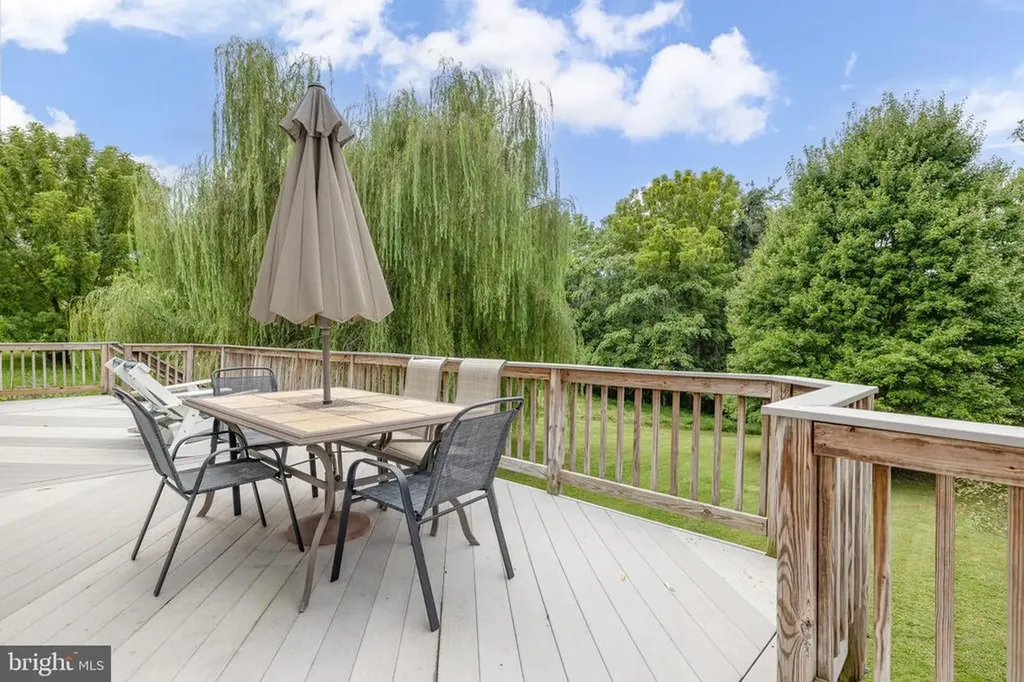 125 Lake Court Bumpass VA 23024
