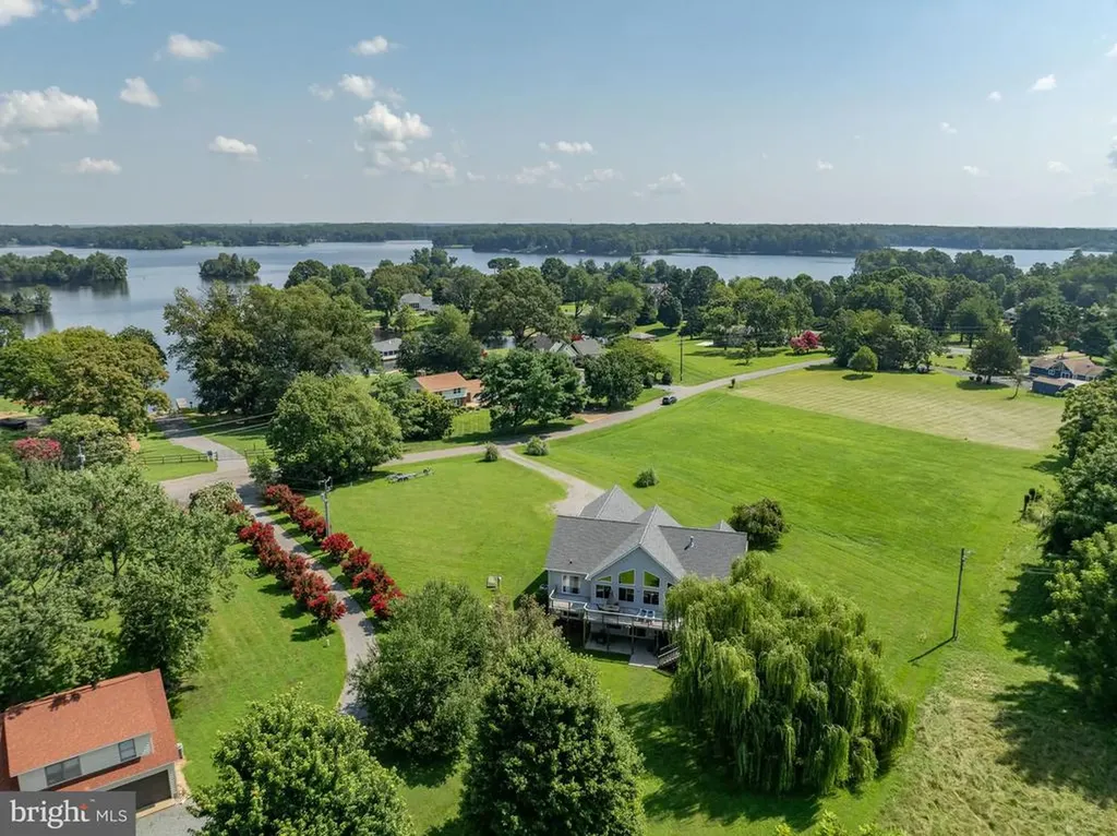 125 Lake Court Bumpass VA 23024