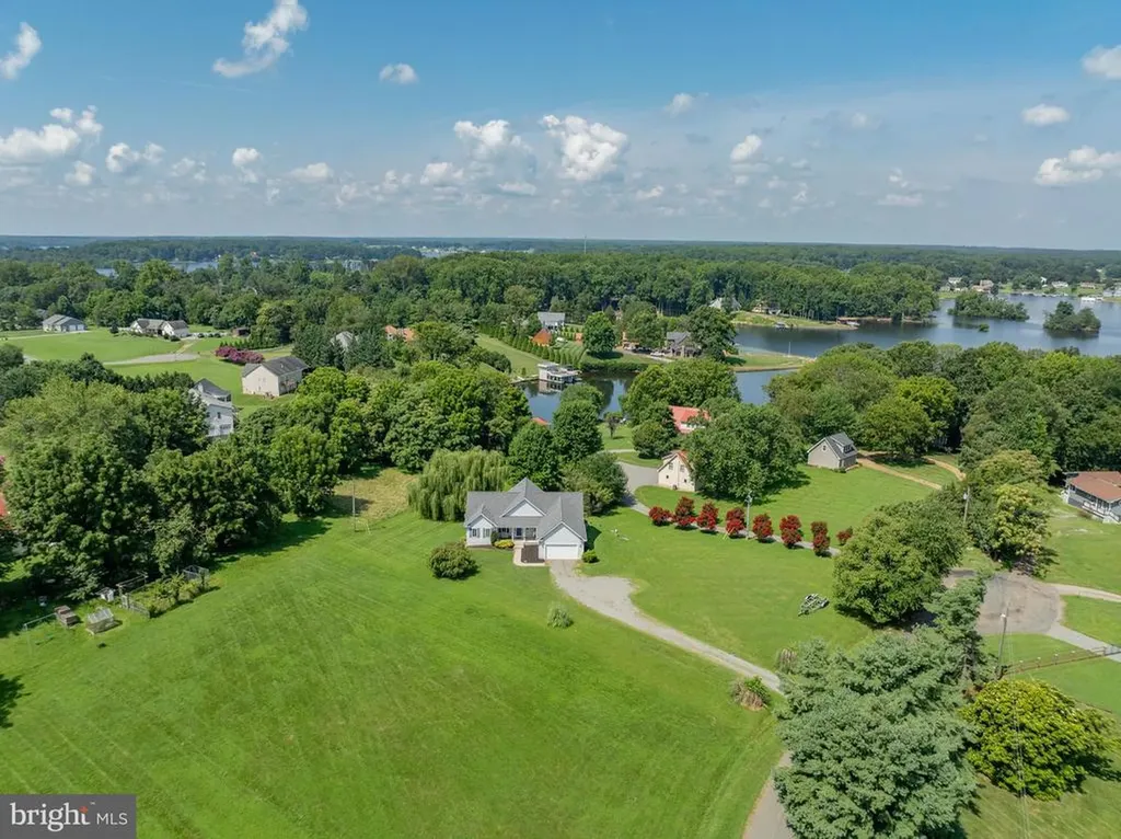 125 Lake Court Bumpass VA 23024