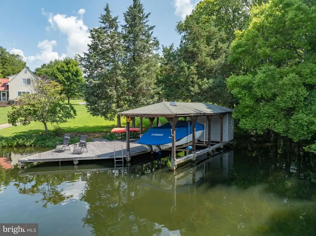 125 Lake Court Bumpass VA 23024