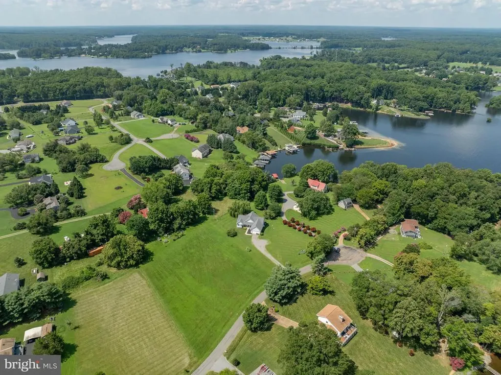 125 Lake Court Bumpass VA 23024