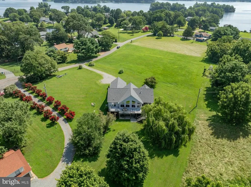 125 Lake Court Bumpass VA 23024