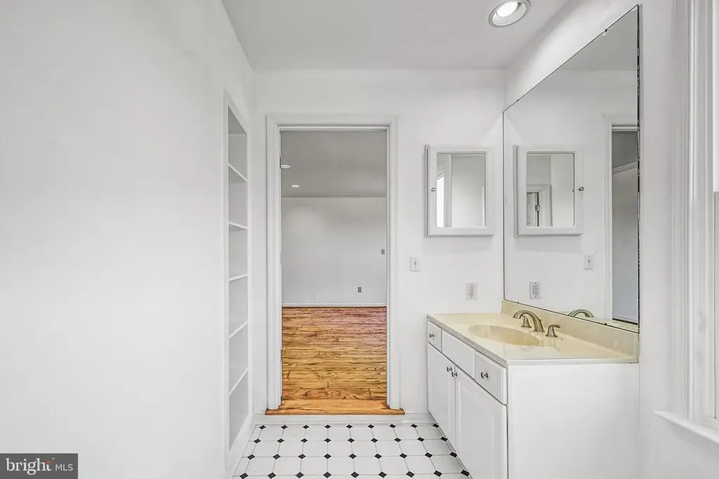 1950 Campbell Road Keswick VA 22947
