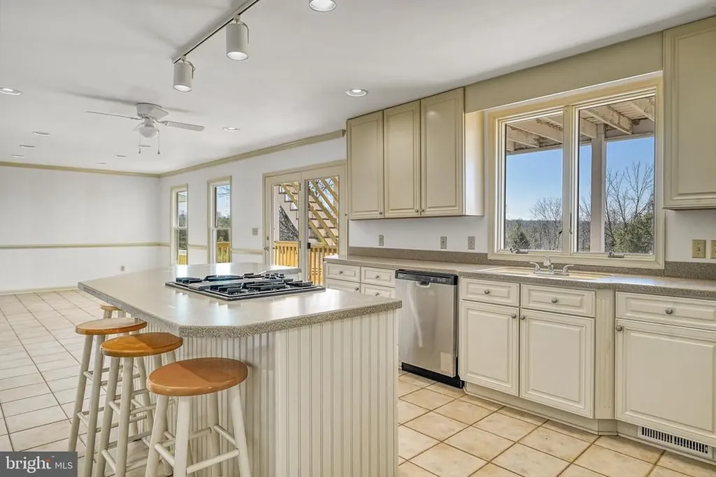 1950 Campbell Road Keswick VA 22947
