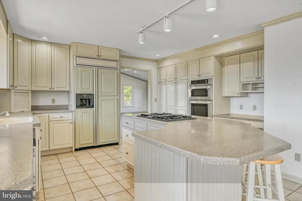 1950 Campbell Road Keswick VA 22947