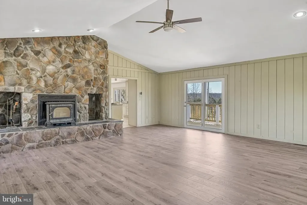 1950 Campbell Road Keswick VA 22947