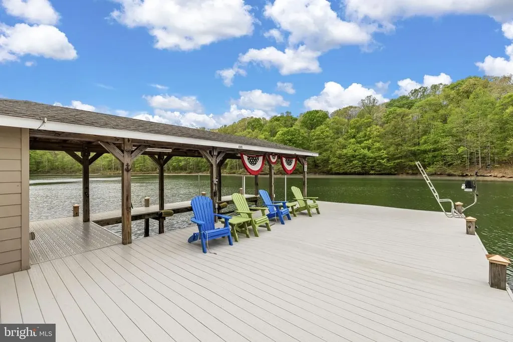232 Raven Road Bumpass VA 23024