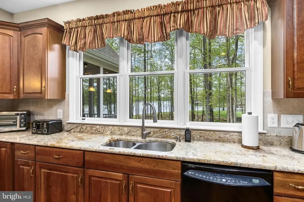 232 Raven Road Bumpass VA 23024
